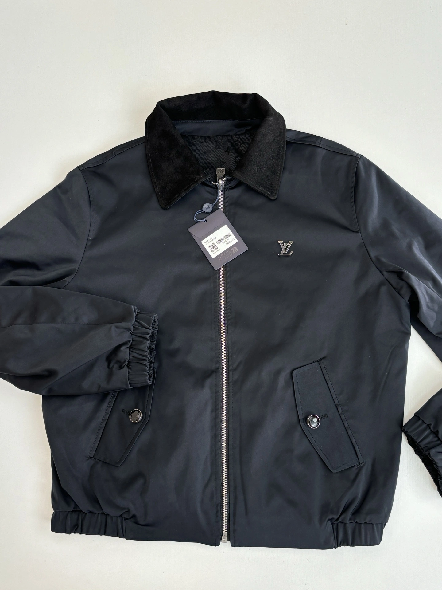 wg.luxury-- 8V reversible item: E-F000J0201